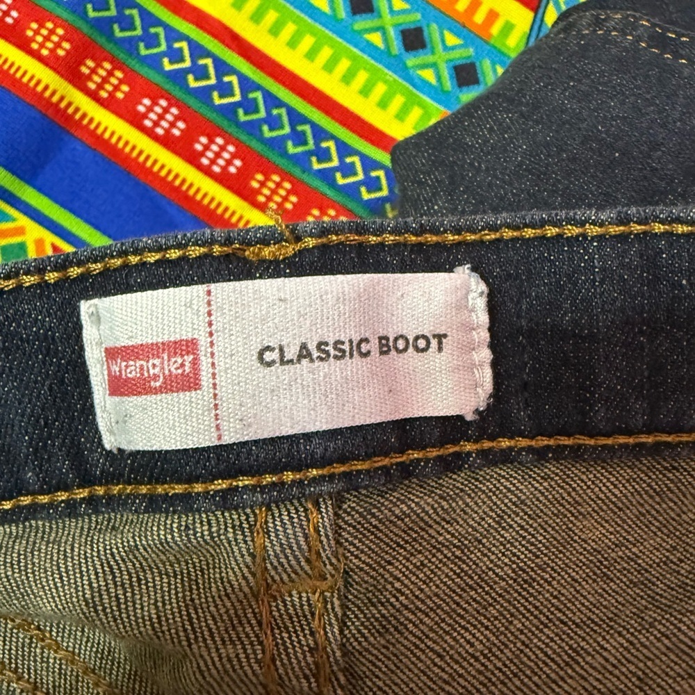 Wrangler Kids Blue Jeans - Picture 3 of 4